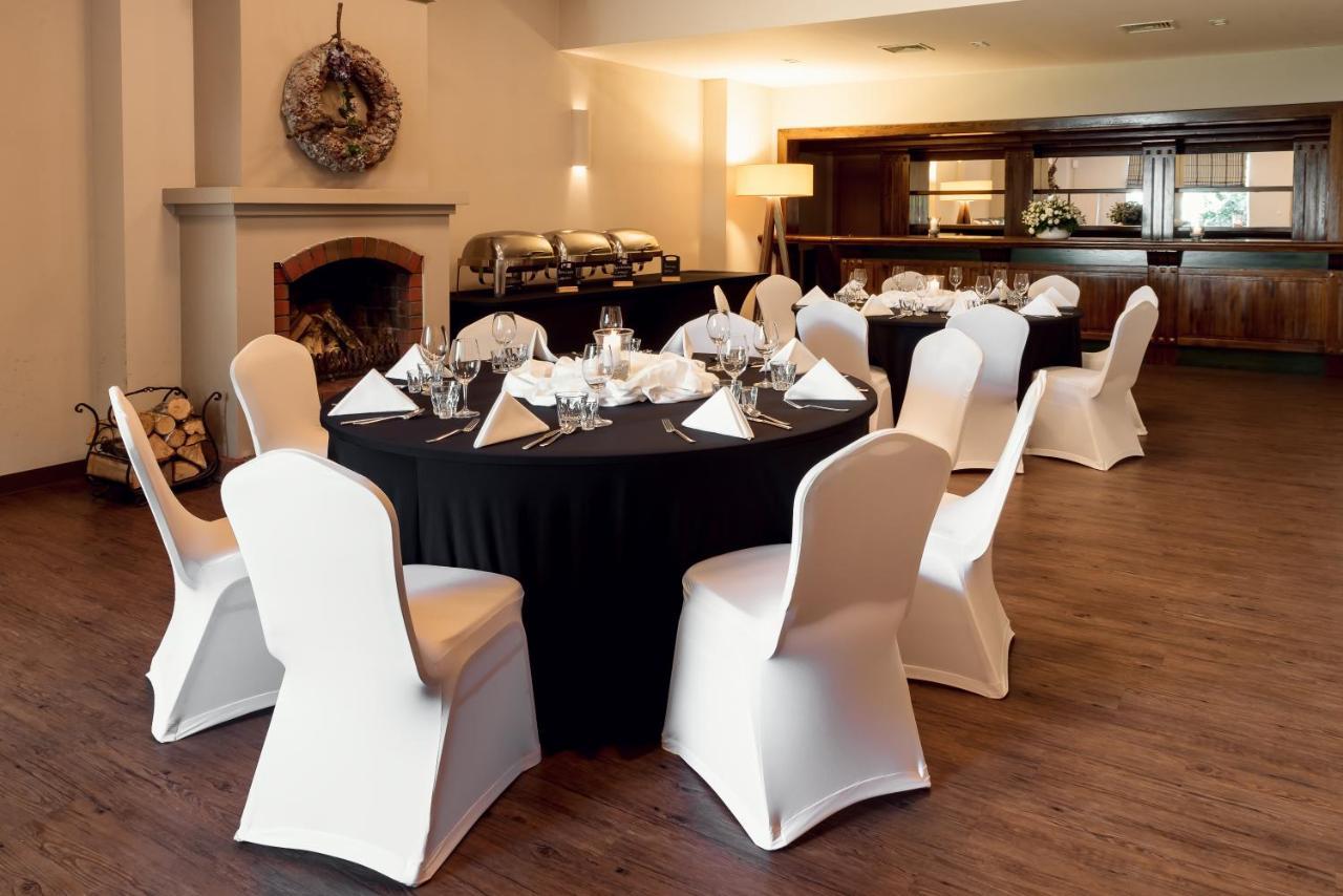 Bed & Breakfast Falenty Biznes I Wypoczynek 3*
