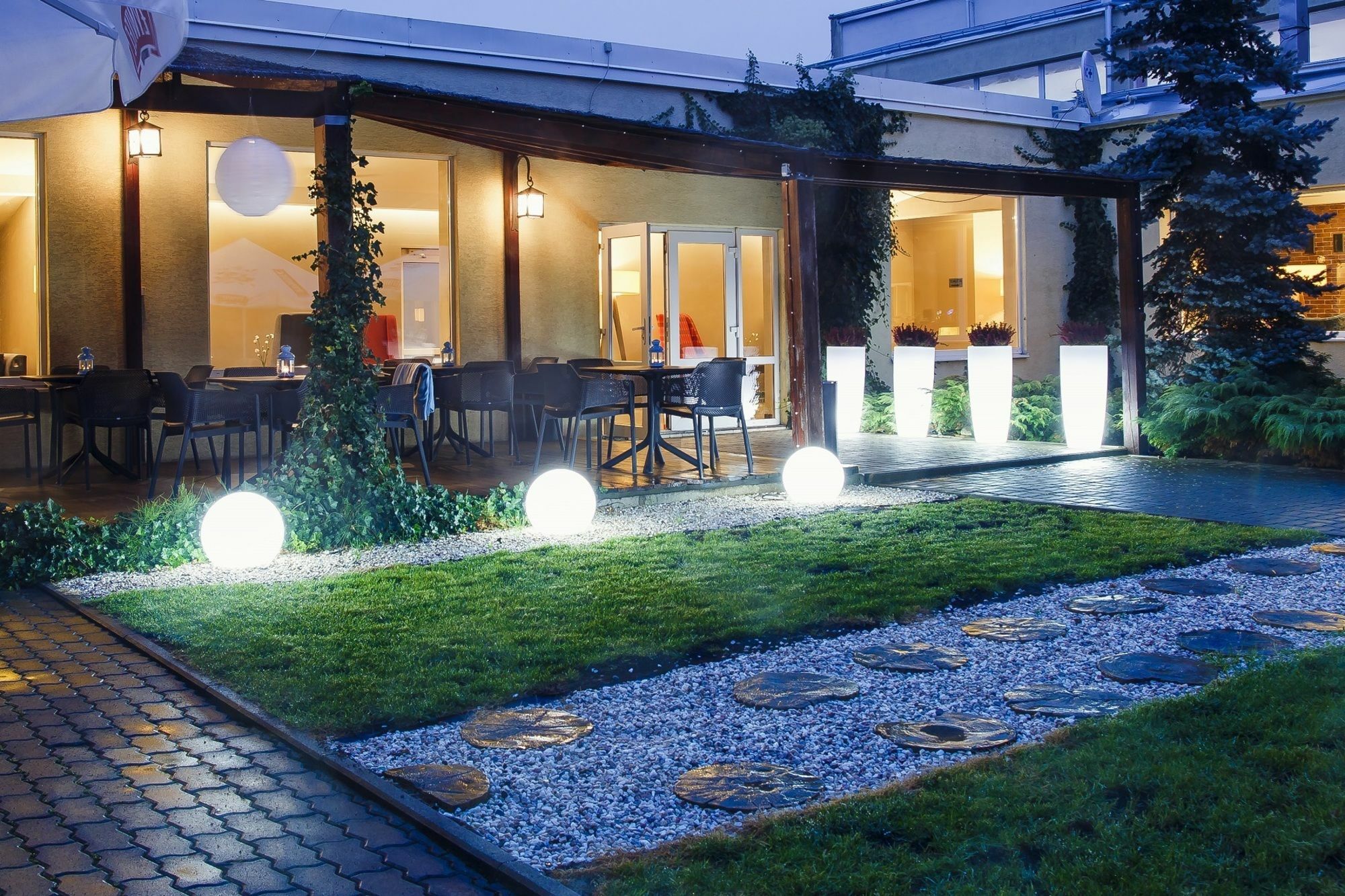 Bed & Breakfast Falenty Biznes I Wypoczynek 3*